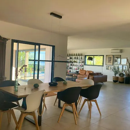 Villa Med Havudsigt Pa Korsikas Ostkyst * Poggio Mezzana